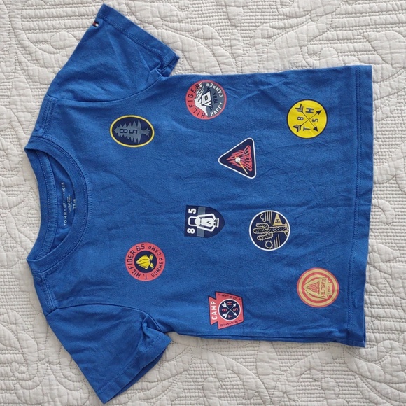 TOMMY HILFIGER Tee - Picture 1 of 3